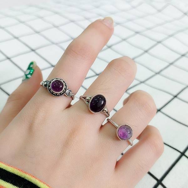 5 loại nhẫn phong thủy nam mệnh Hỏa đẹp, hợp phong thủy 21 Sắc tím
