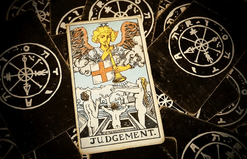 Bói bài tarot tình yêu là gì? Cách bói tình yêu hiện tại 14 image.png