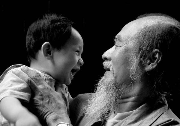 Nằm mộng thấy đang ăn cơm cùng ông nội