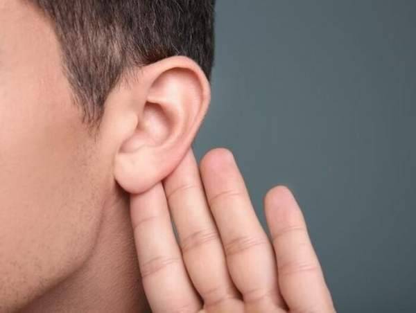TOP 5 tướng tai đẹp trong nhân tướng học 15 Người có tai nhỏ thường không có kế hoạch về tiền bạc, cả đời khó chắt chiu dành dụm được tiền cũng không hợp hoạt động làm ăn buôn bán. (Ảnh: Internet)